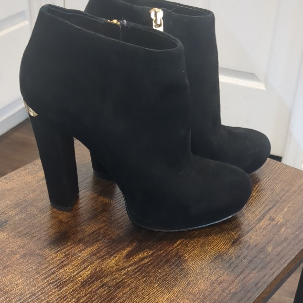 Michael Kors Black Suede Haven Platform Ankle Booties with Gold Accents - Picture 5 of 17